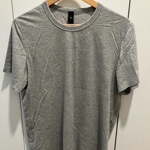 lululemon Fundamental T-Shirt Size M Heathered Silver Drop